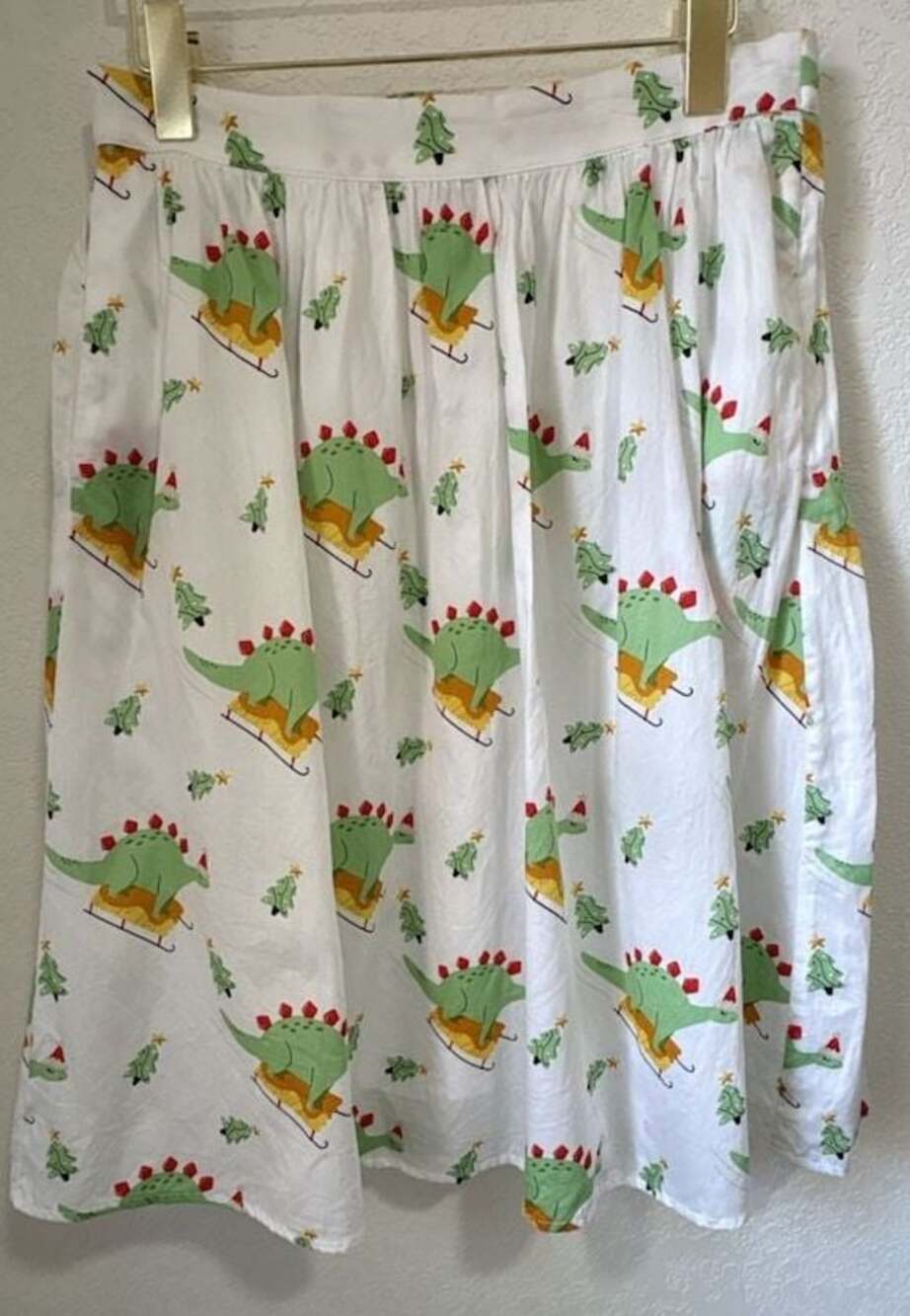 ModCloth Dinosaur Print Skirt with pockets